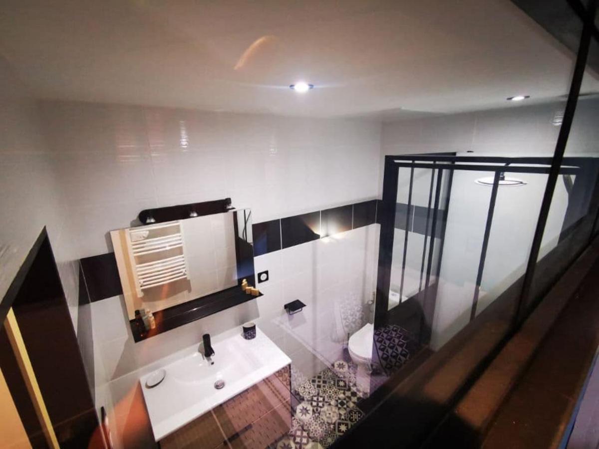 Au Numero 2 Le Zen Chateauroux Bagian luar foto